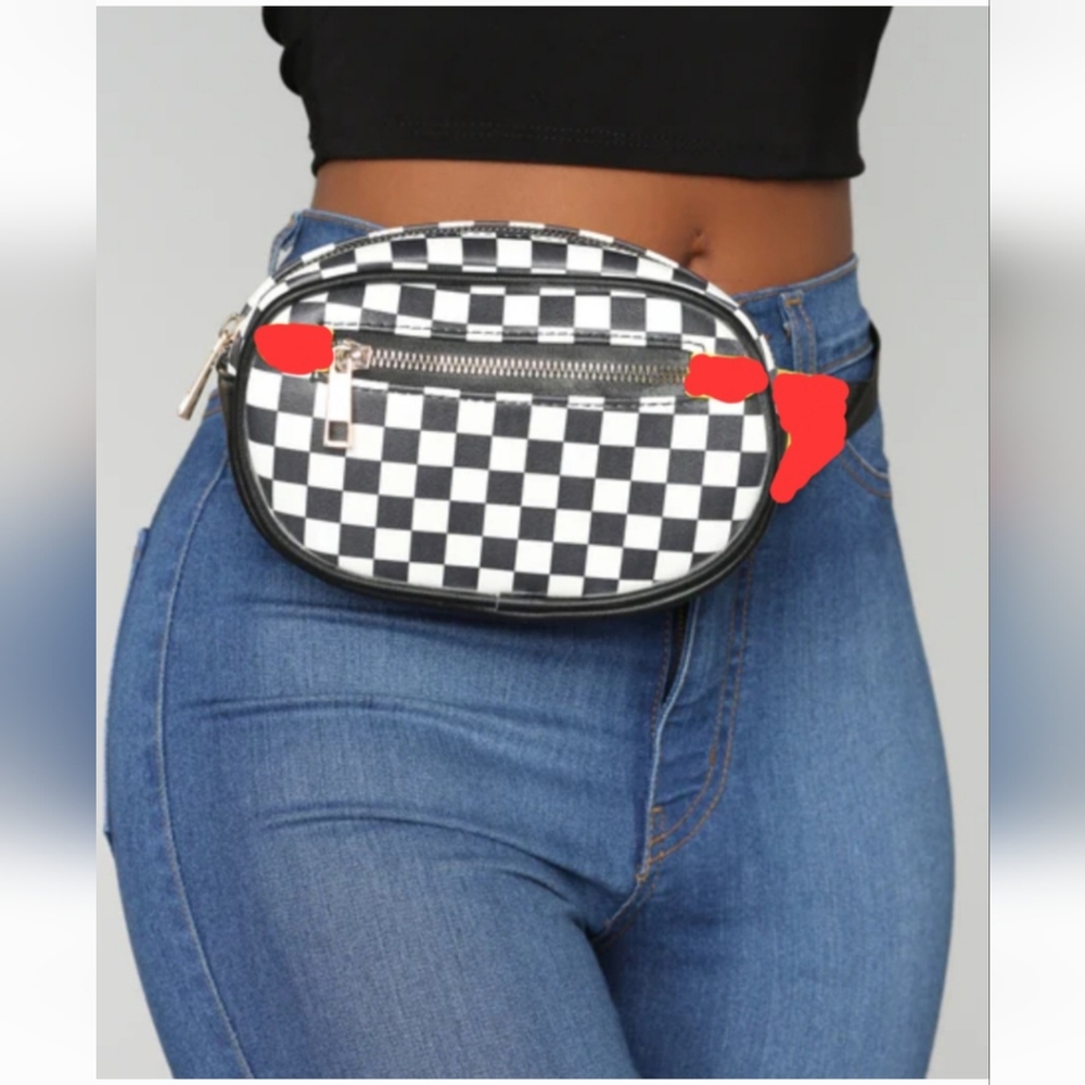 FASHION NOVA Check up on It Fanny Pack Waist Belt Bag NWT